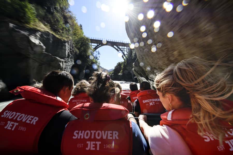Queenstown: Shotover River Extreme Jet Boat Experience - How Wet Will You Get, and What Cold Feels Like in Real Life
