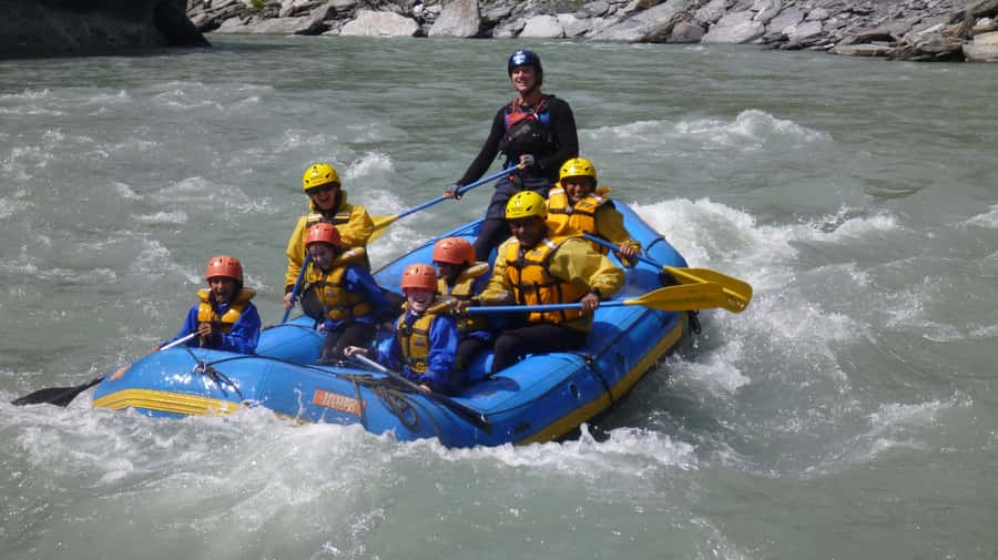 Queenstown: Shotover River Rafting & Skippers Canyon Tour - Gear Up Fast: Wetsuit, Spray Jacket, Helmet, and Buoyancy Aid