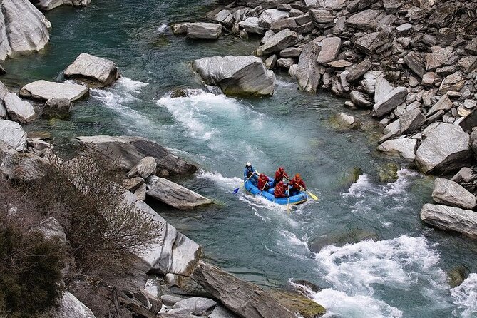Queenstown Shotover River White Water Rafting - Gear, photos, and the comfort payoff after the run
