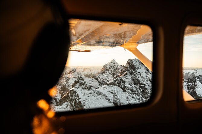 Queenstown Sunrise Glacier Scenic Flight by Glenorchy Air - Over Mt. Aspiring National Park: Barrier Range and Arawhata River head