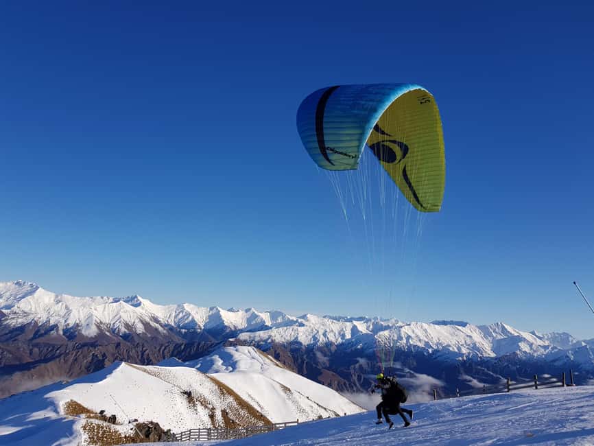 Queenstown: Tandem Paraglide - Winter - Coronet Peak 5400ft - Key Things That Make This Winter Tandem Paraglide Different