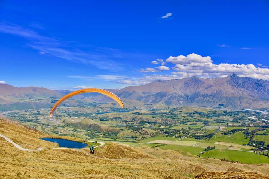 Queenstown: Tandem Paragliding Experience - The 20-minute safety briefing that makes first-timers feel at ease