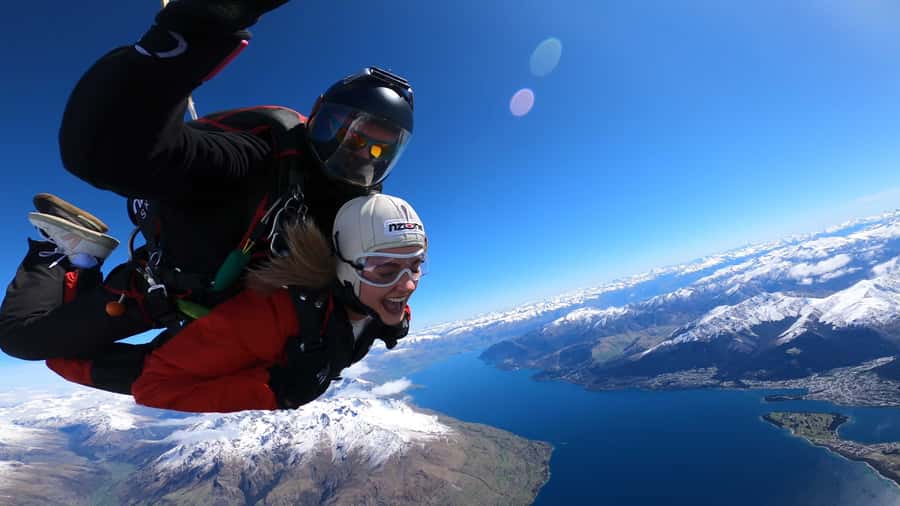 Queenstown: Tandem Skydive Experience - 35 Shotover Street to the Air: How the 3–4 Hours Unfold