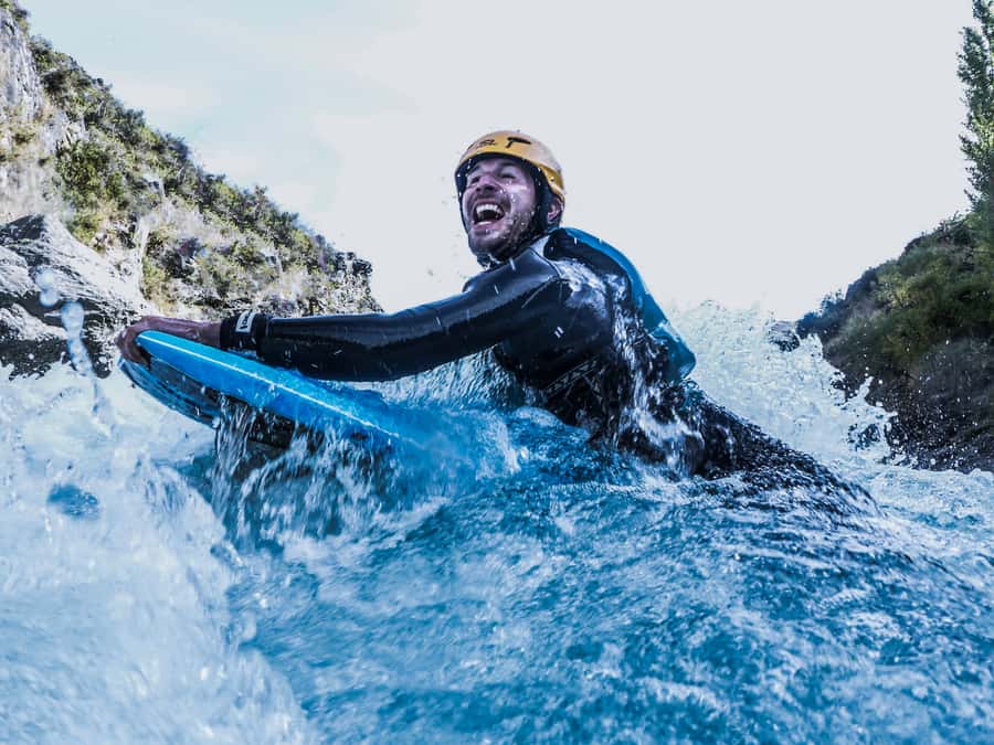 Queenstown: White Water Surfing Along the Kawarau River - Getting There: Queenstown Meeting Point and Roaring Meg Base