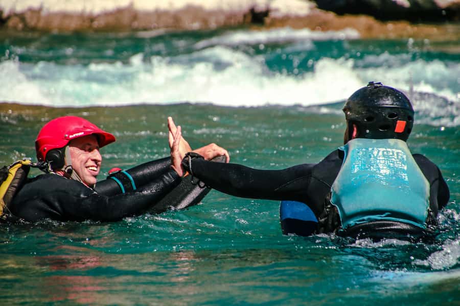 Queenstown: White Water Surfing Along the Kawarau River - Price and Value: Is $164 Worth It?