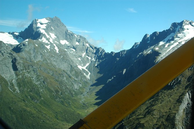 Siberia Experience:Fly-Hike-Jetboat:Wilderness Adventure:Wanaka - Flying Over Mt Aspiring: Small-Plane Views From Makarora