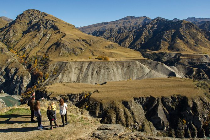 Skippers Canyon 4WD Heritage half day Tour from Queenstown - Skippers suspension bridge and the long-quiet township story