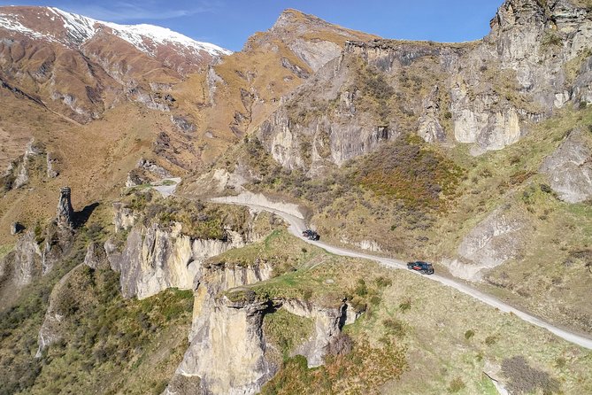 Skippers Canyon 4WD Heritage half day Tour from Queenstown - Deep Creek gold panning: the activity that turns history into a game