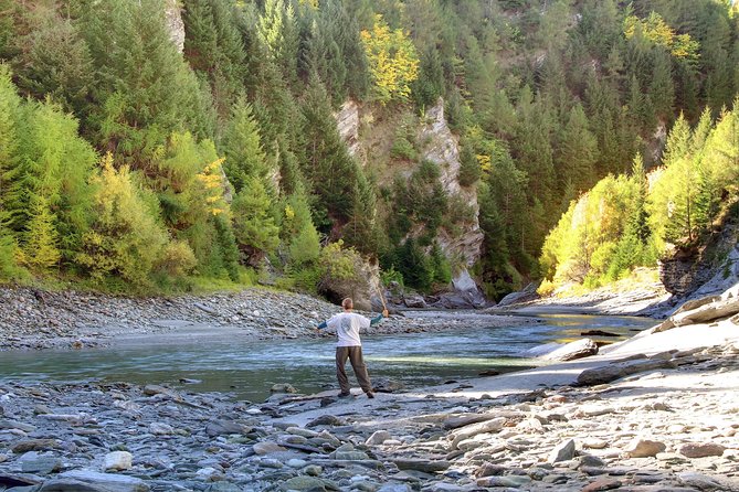 Skippers Canyon 4WD Tour from Queenstown - Skippers School: the warm break with homemade cheese and refreshments