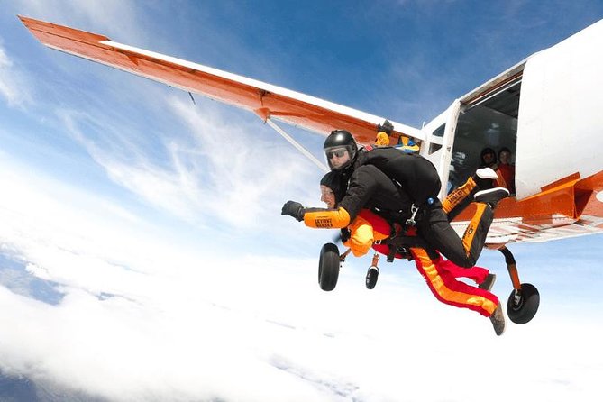 Skydive Wanaka - Parachute time and landing: when the adrenaline finally cools off