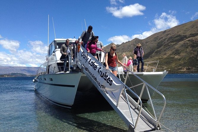 Stevensons Island Cruise and Nature Walk - The Lake Cruise: Views Now, Facts Along the Way