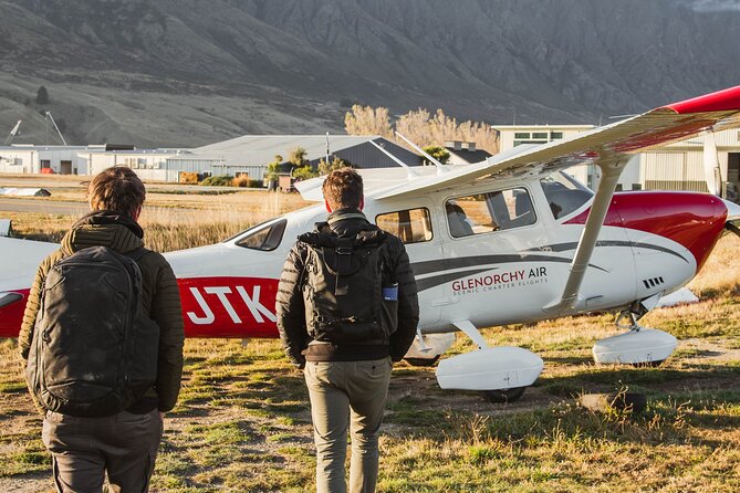 Stewart Island Fly Explore Fly ex Queenstown by Glenorchy Air - Small plane, live commentary: what the flight is really for