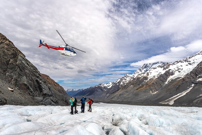 Tasman Glacier Heli-Hike Tour from Queenstown - Guides and safety: what “mountaineering guide” means for you