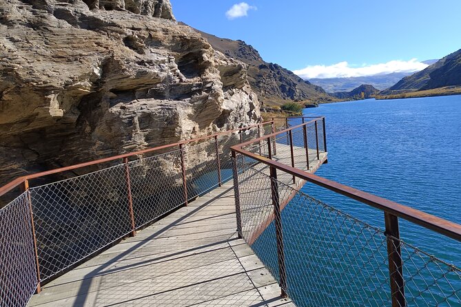The Ultimate Lake Dunstan Bike Hire And Boat Experience - First Stop: Cromwell (and Why the 9:10am Start Helps)