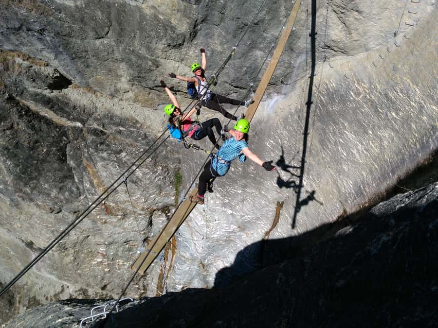 Wanaka: 4-Hour Intermediate Waterfall Cable Climb - Pace, group size, and why you feel looked after