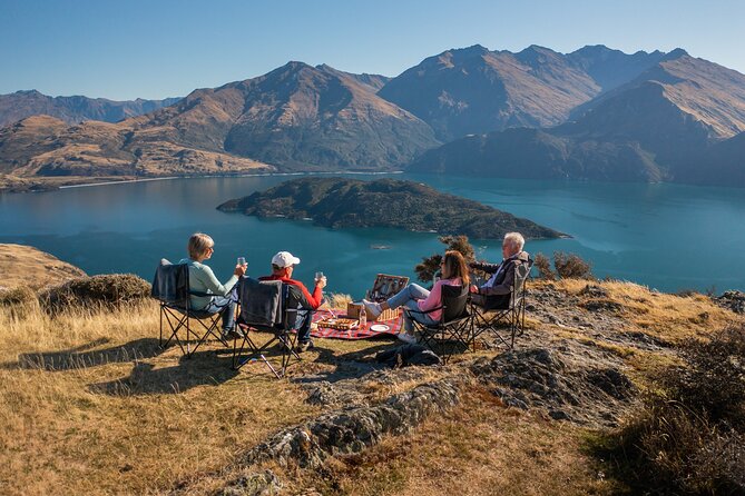 Wanaka 4x4 Explorer The Ultimate Lake and Mountain Adventure - Gourmet Picnic Setup: Tea, Wine, and What to Expect