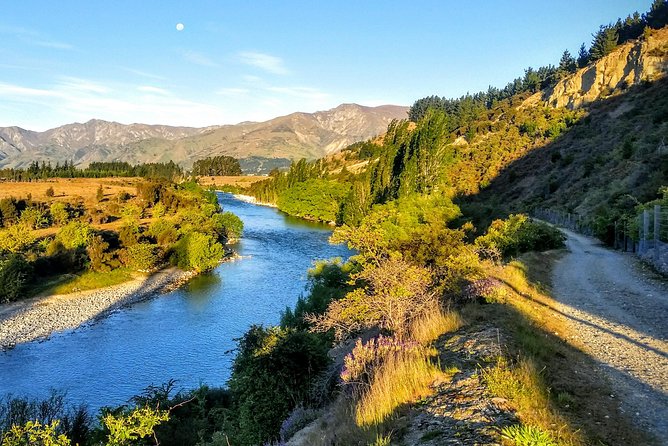 Wanaka Easy Ebike Tour - Bikes, helmets, and a guide who handles first-timers