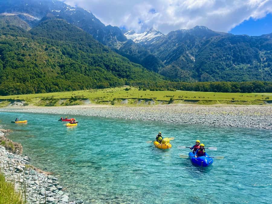 Wanaka: Full-Day Guided Packrafting Tour with Lunch - First paddling stretch: wave trains, calm eddies, and real river feel